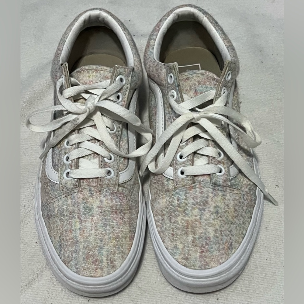 Vans Low-Top Tweed Sneakers in Multicolor with White Stripe